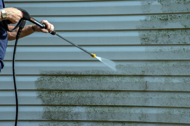 Best Commercial Pressure Washing  in The Meadows, FL